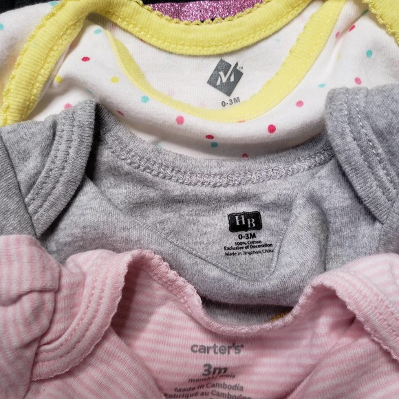 BUNDLE of 5 assorted girls 0-3 months bodysuit - Picture 6 of 6